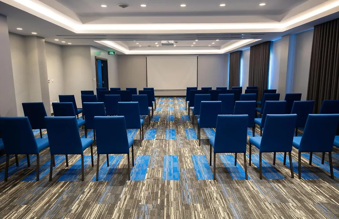 Park Inn By Radisson Jubail Industrial City-1